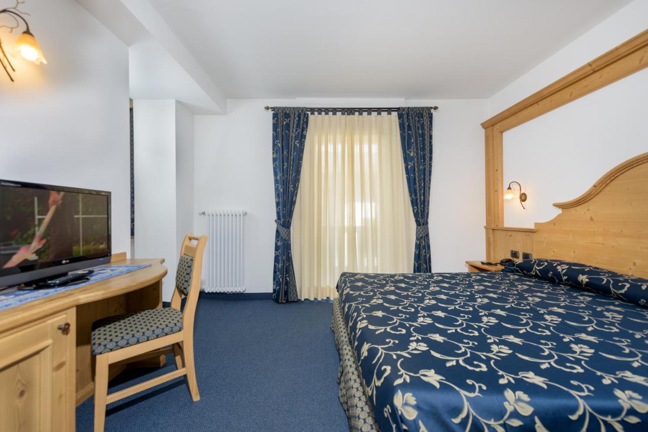 Family Hotel Andes - Only For Family Vigo di Fassa Buitenkant foto