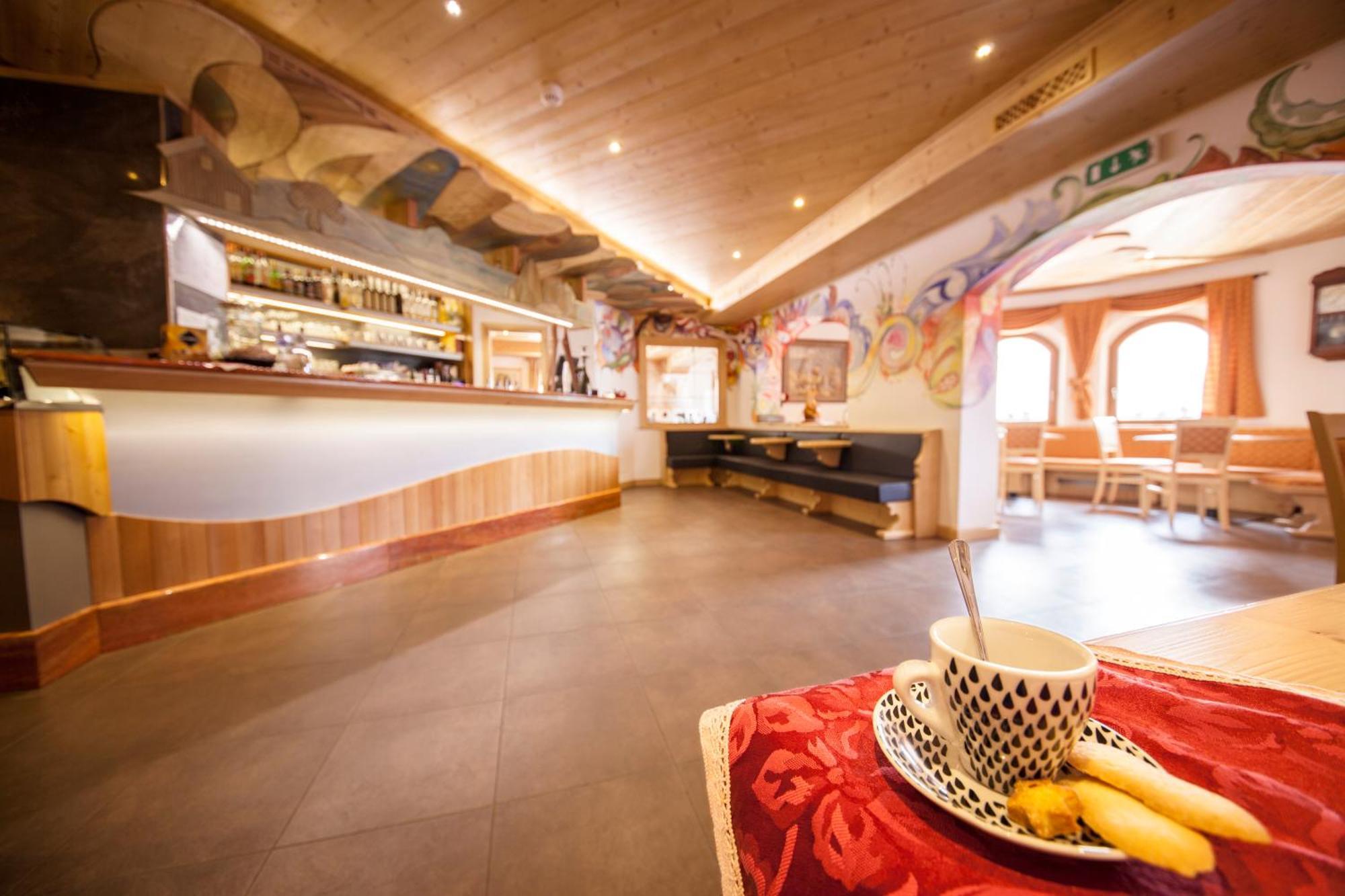 Family Hotel Andes - Only For Family Vigo di Fassa Buitenkant foto